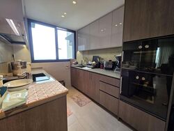 Avenue South Residence (D3), Apartment #636300191